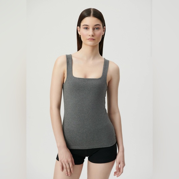 Mustt Have Bettie Tank Top. - Picture 3 of 5